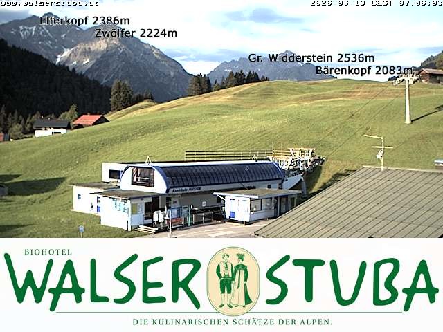 Archiv Foto Webcam Hotel für Bergfreunde - Walserstuba
