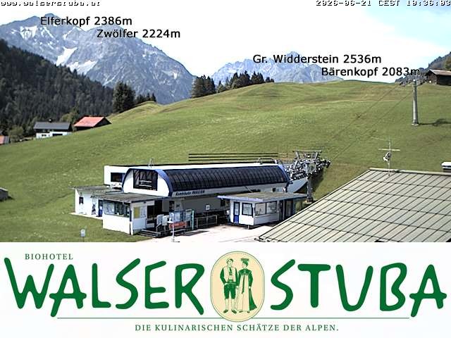 Archiv Foto Webcam Hotel für Bergfreunde - Walserstuba