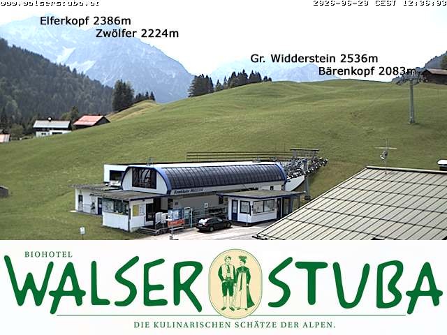 Archived image Webcam Hotel "Walserstuba"