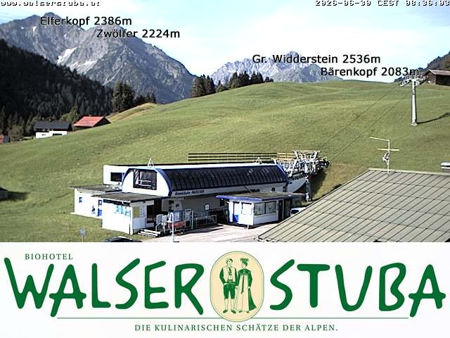 Archived image Webcam Hotel "Walserstuba"