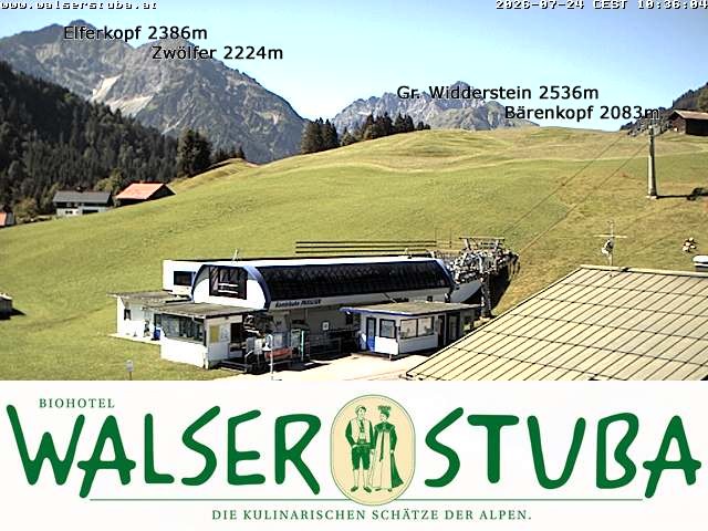 Archived image Webcam Hotel "Walserstuba"