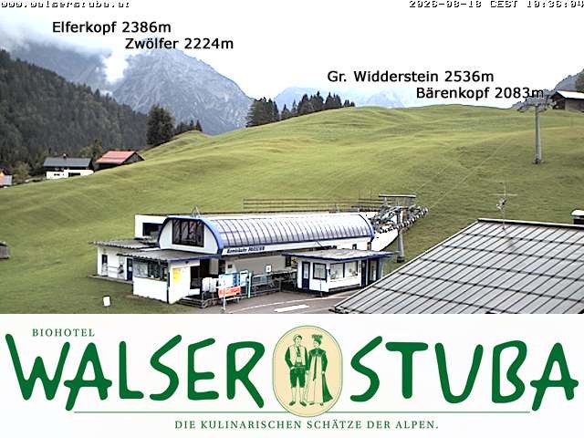Archiv Foto Webcam Hotel für Bergfreunde - Walserstuba
