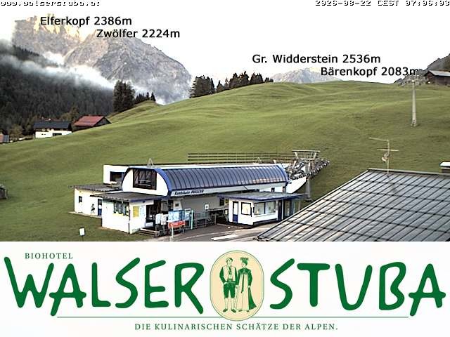 Archived image Webcam Hotel "Walserstuba"