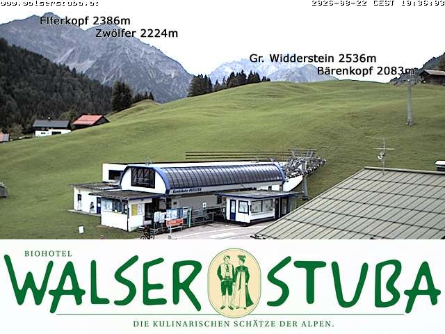 Archived image Webcam Hotel "Walserstuba"