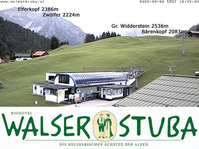 Archived image Webcam Hotel "Walserstuba"