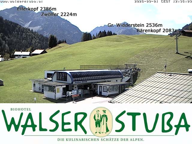 Archived image Webcam Hotel "Walserstuba"