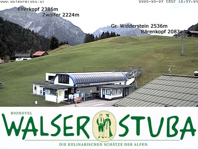 Archived image Webcam Hotel "Walserstuba"