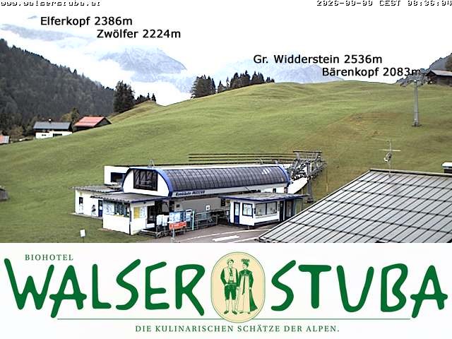 Archived image Webcam Hotel "Walserstuba"