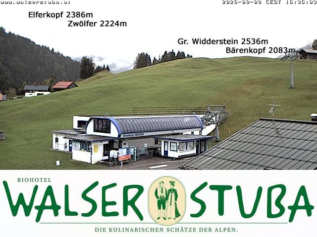 Archived image Webcam Hotel "Walserstuba"