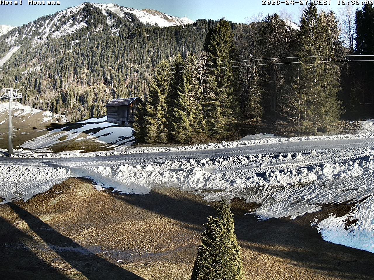 Archived image Webcam Riezlern - Hotel Montana