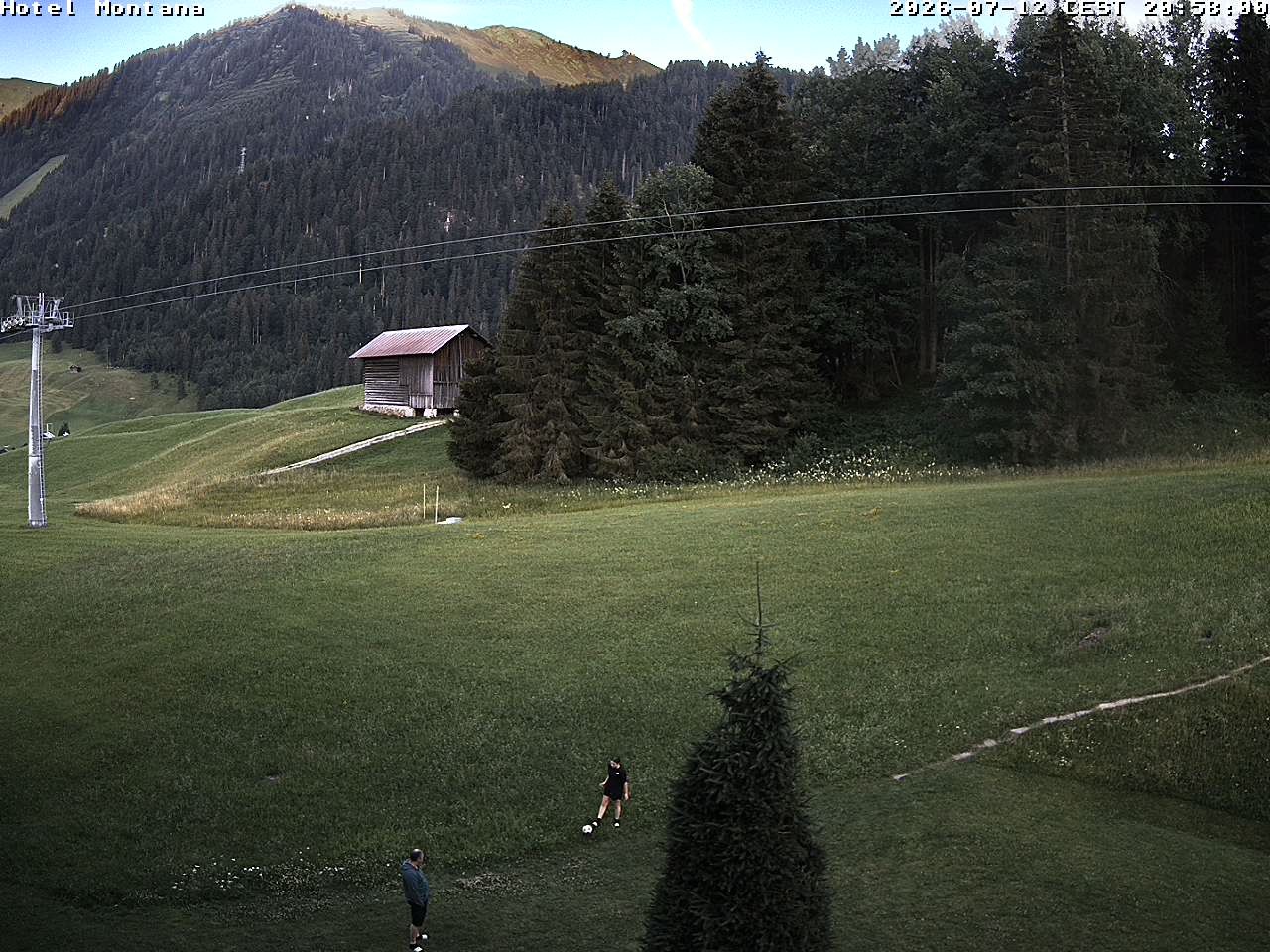 Archived image Webcam Riezlern - Hotel Montana