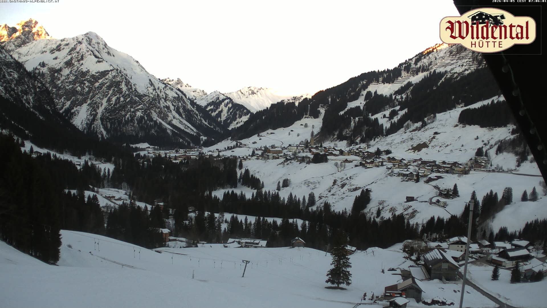 Archived image Webcam View to Hoefle