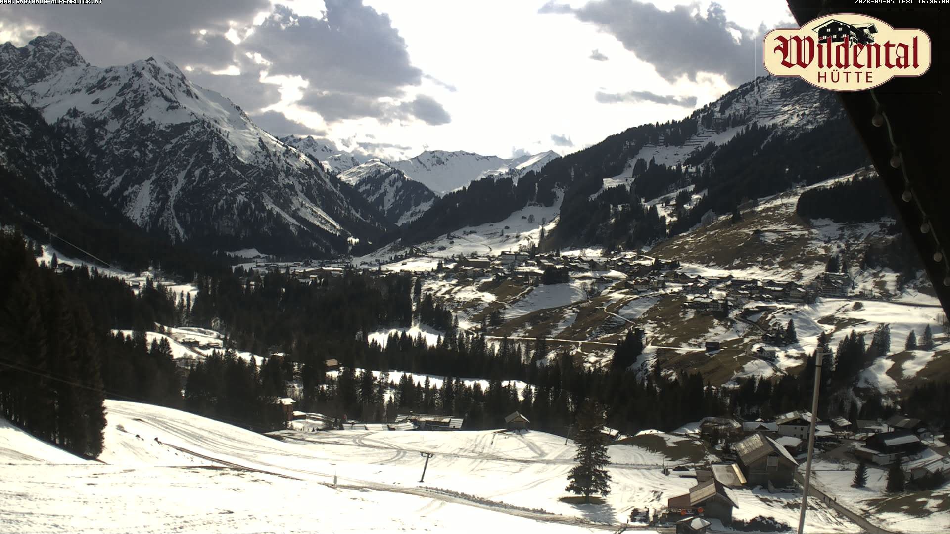 Archived image Webcam View to Hoefle