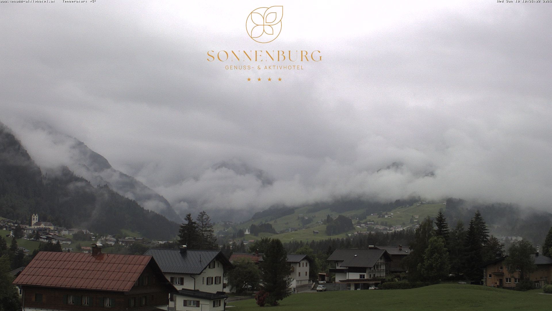 Archived image Webcam Sonnenburg Hotel