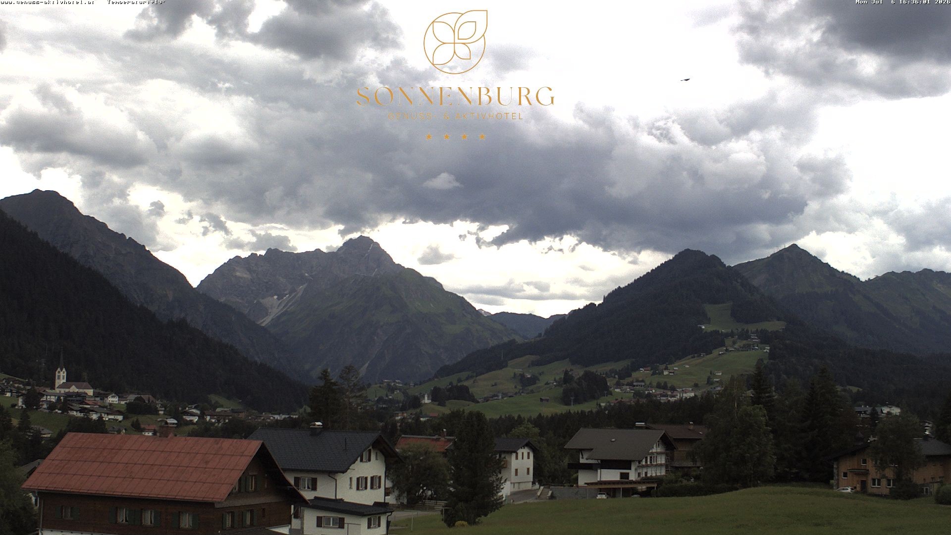 Archived image Webcam Sonnenburg Hotel