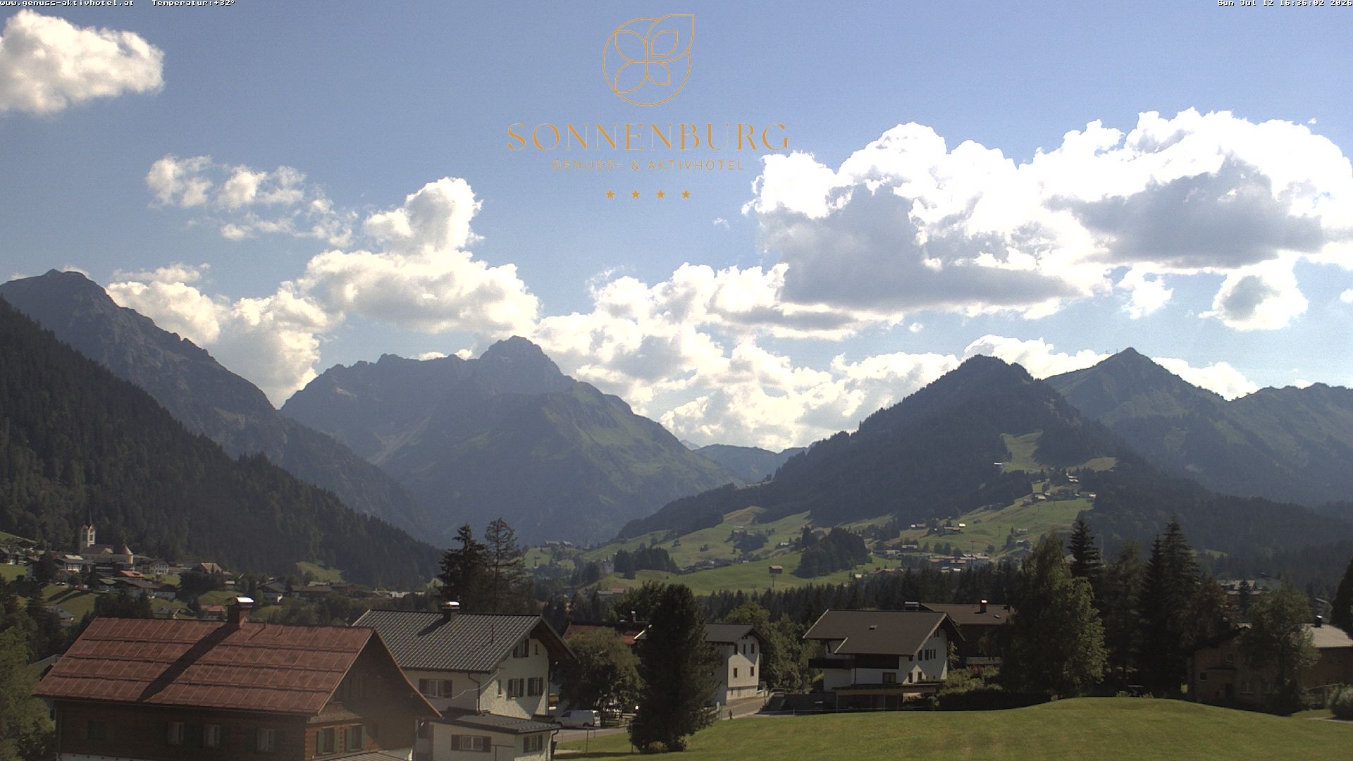 Archived image Webcam Sonnenburg Hotel