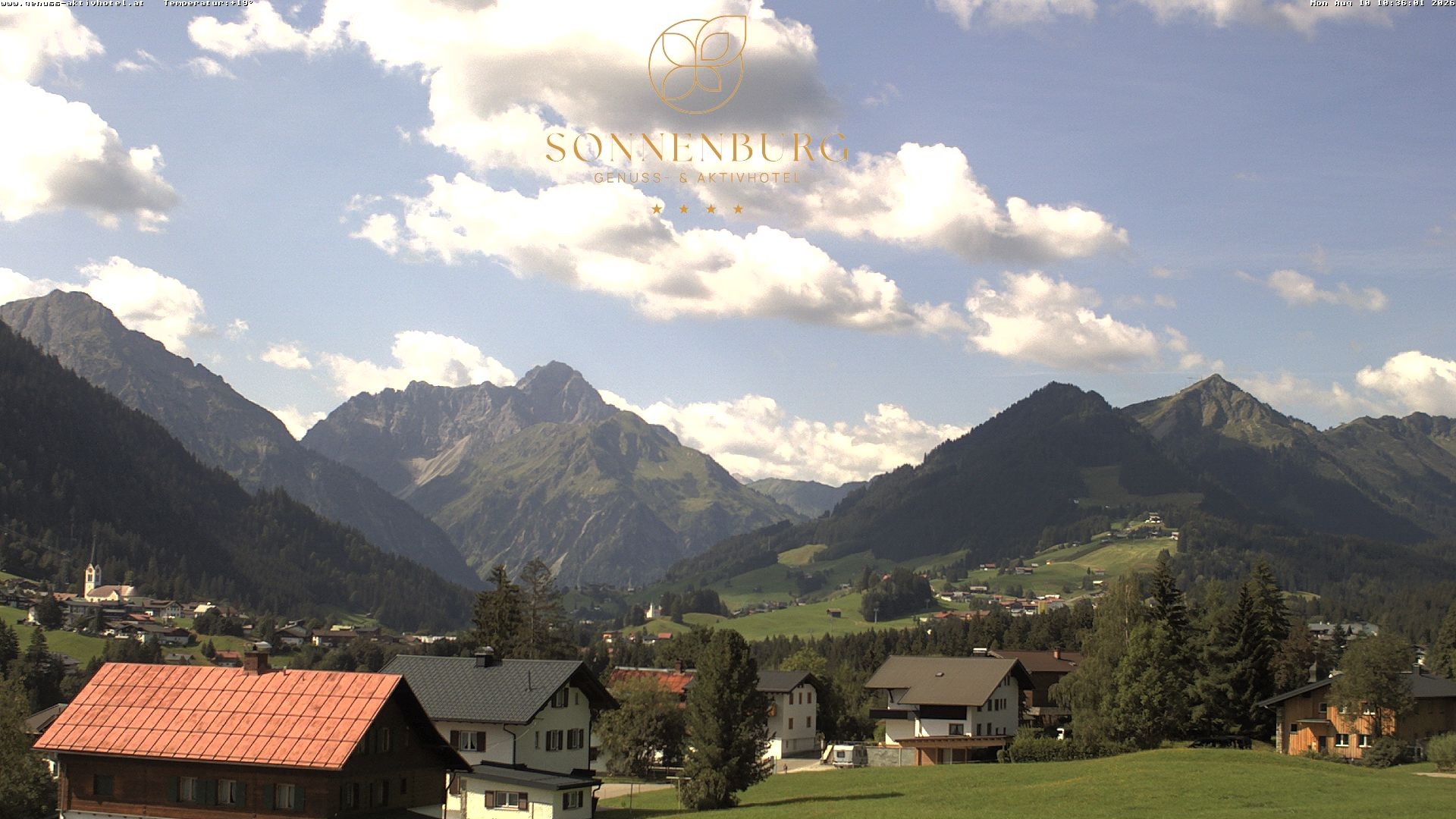 Archived image Webcam Sonnenburg Hotel