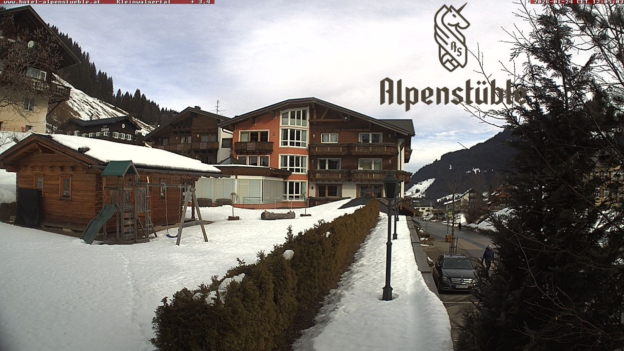 Archived image Webcam Hotel "Alpenstueble"