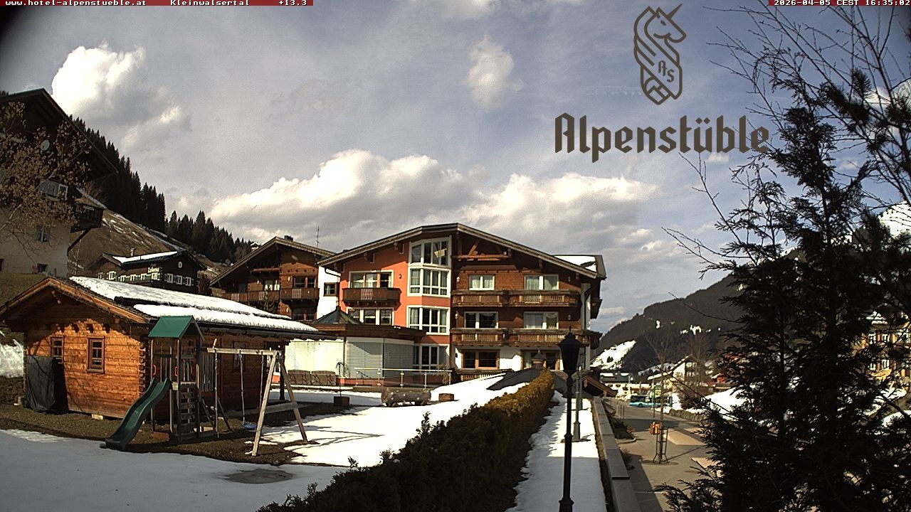 Archived image Webcam Hotel "Alpenstueble"