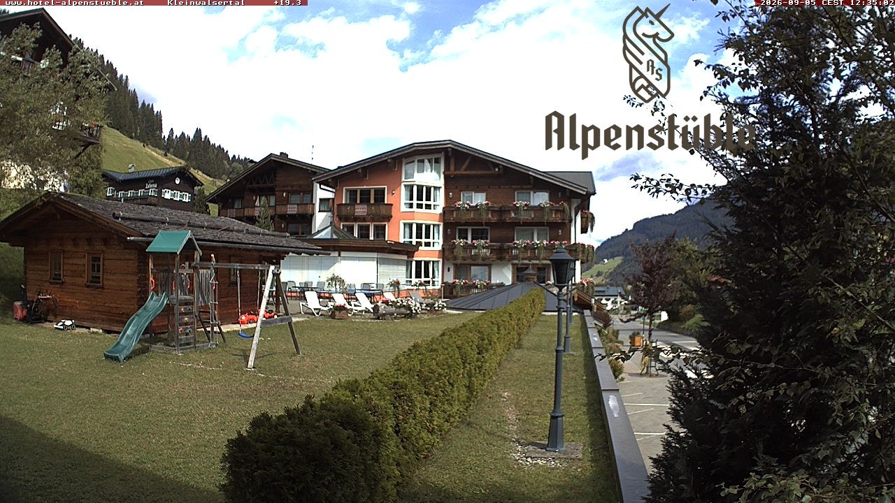 Archived image Webcam Hotel "Alpenstueble"