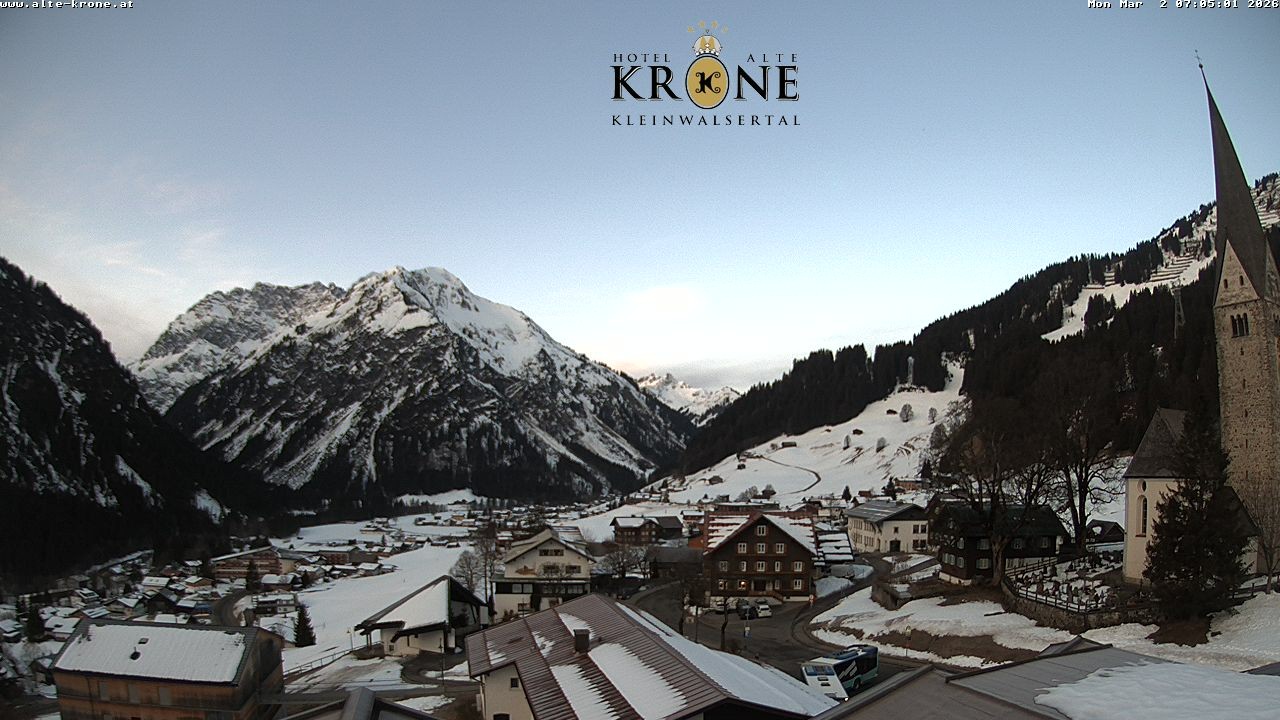Archived image Webcam Mittelberg - Hotel "Alte Krone"