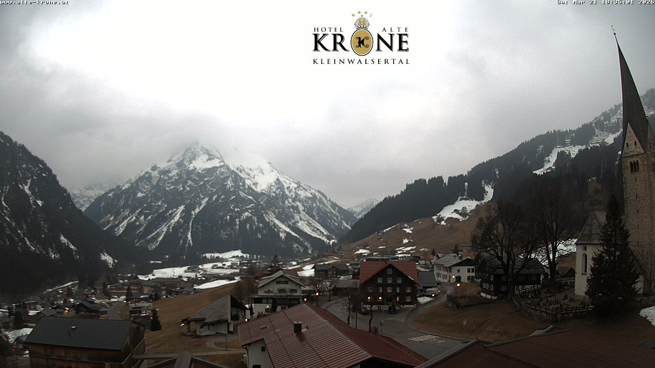 Archived image Webcam Mittelberg - Hotel "Alte Krone"