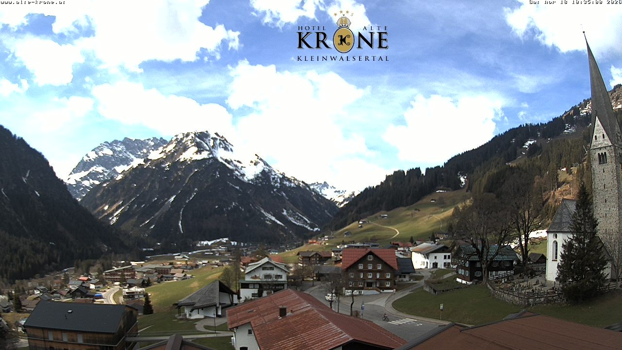Archived image Webcam Mittelberg - Hotel "Alte Krone"