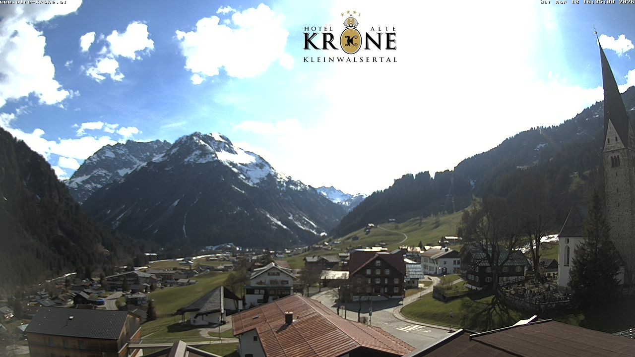 Archived image Webcam Mittelberg - Hotel "Alte Krone"