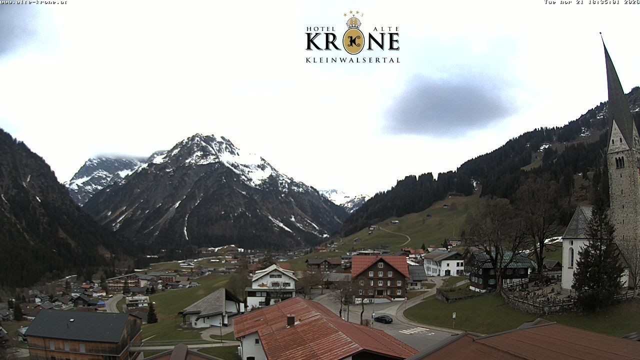 Archived image Webcam Mittelberg - Hotel "Alte Krone"