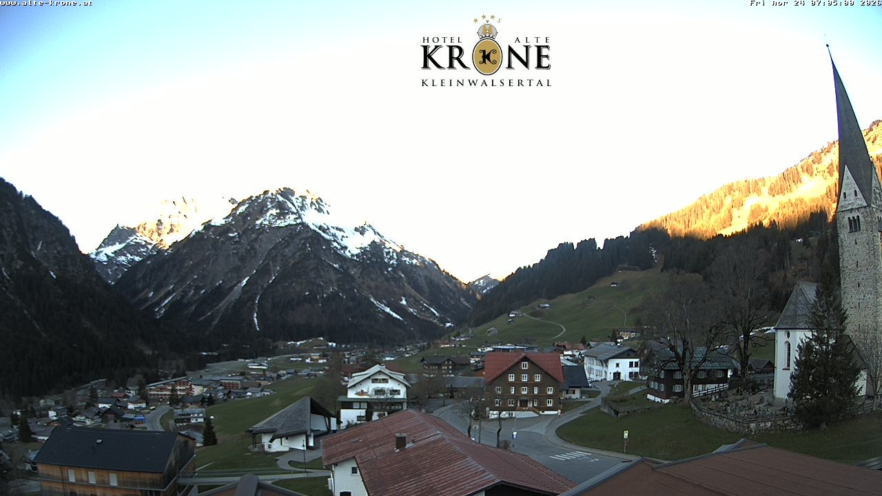 Archived image Webcam Mittelberg - Hotel "Alte Krone"