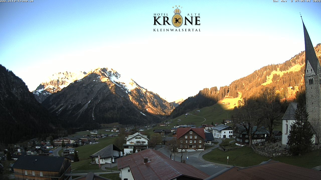 Archived image Webcam Mittelberg - Hotel "Alte Krone"