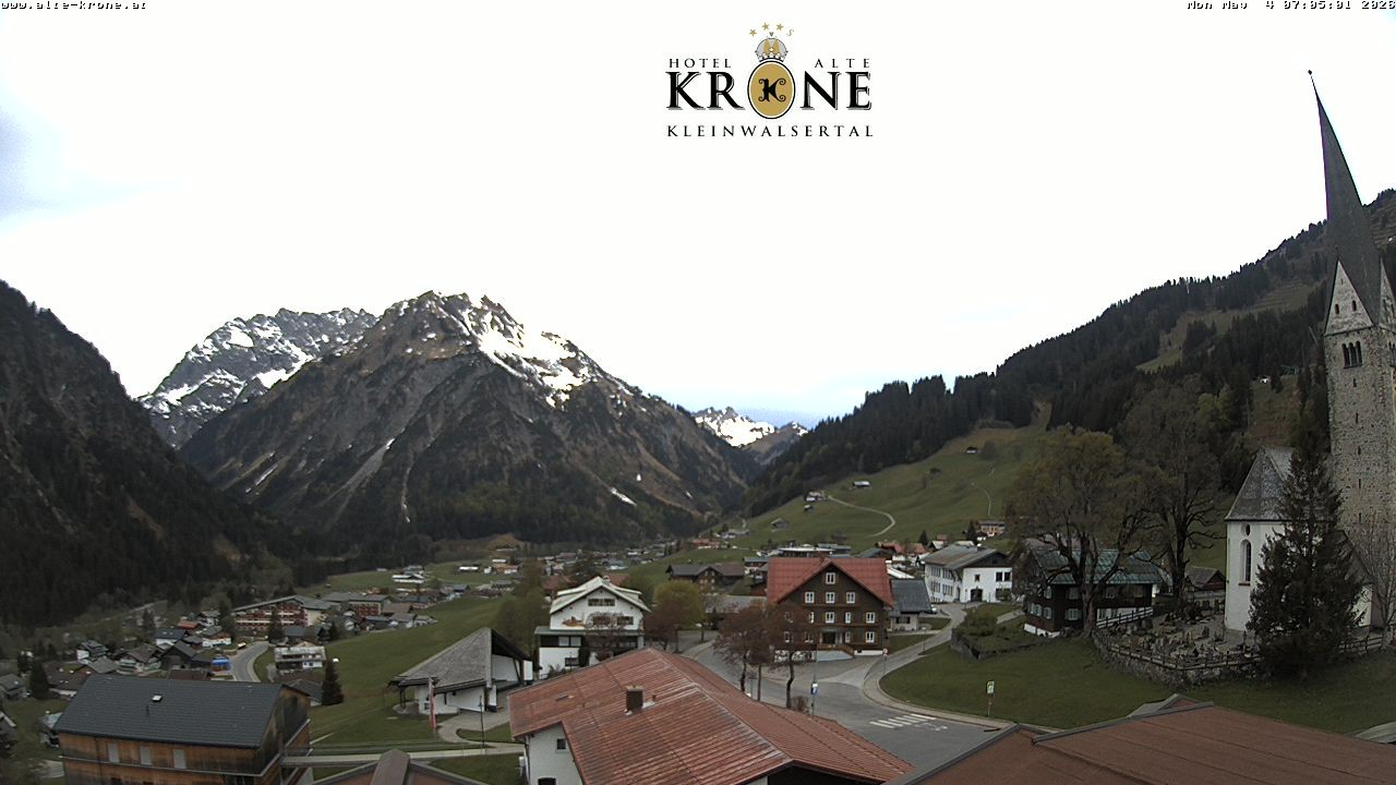 Archived image Webcam Mittelberg - Hotel "Alte Krone"