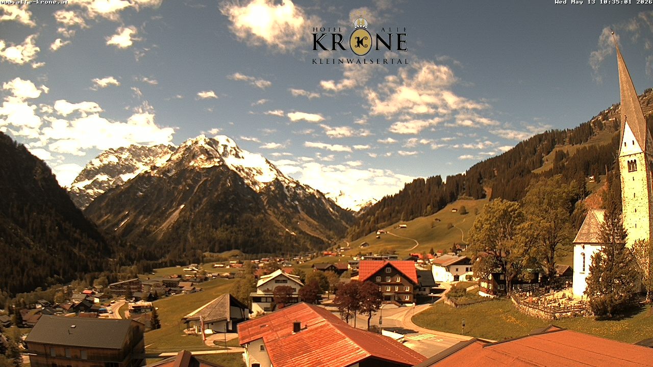 Archived image Webcam Mittelberg - Hotel "Alte Krone"