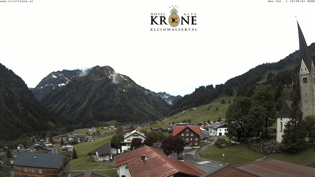 Archived image Webcam Mittelberg - Hotel "Alte Krone"
