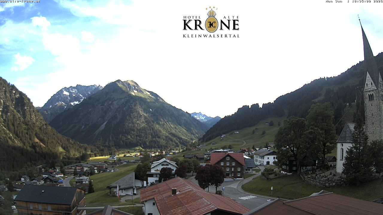 Archived image Webcam Mittelberg - Hotel "Alte Krone"