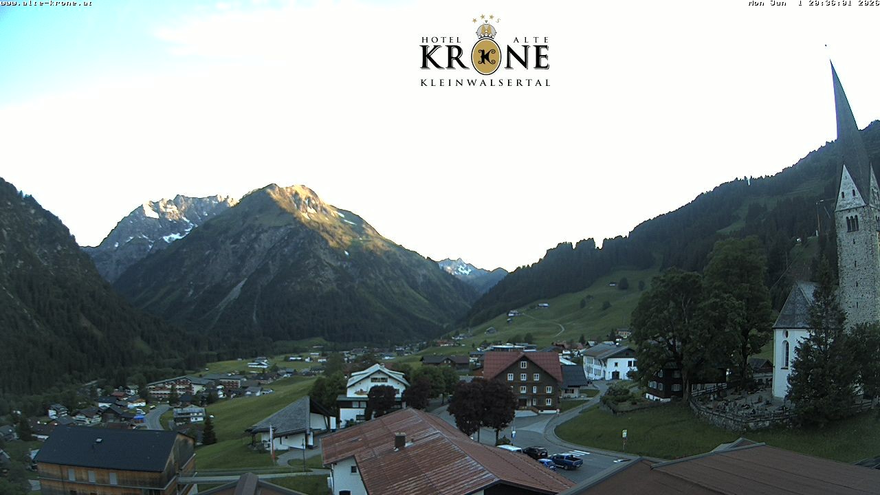 Archived image Webcam Mittelberg - Hotel "Alte Krone"