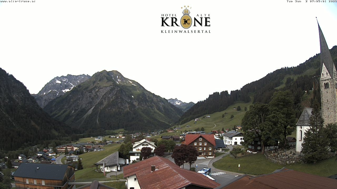Archived image Webcam Mittelberg - Hotel "Alte Krone"