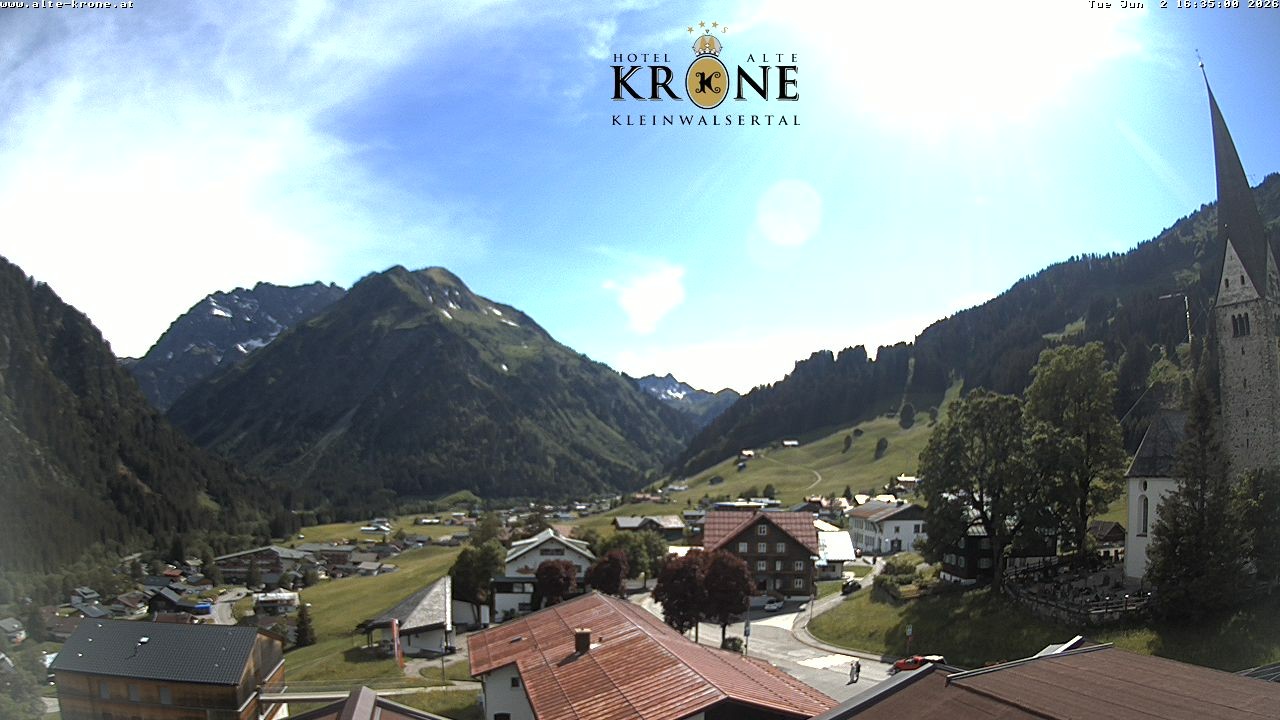 Archived image Webcam Mittelberg - Hotel "Alte Krone"