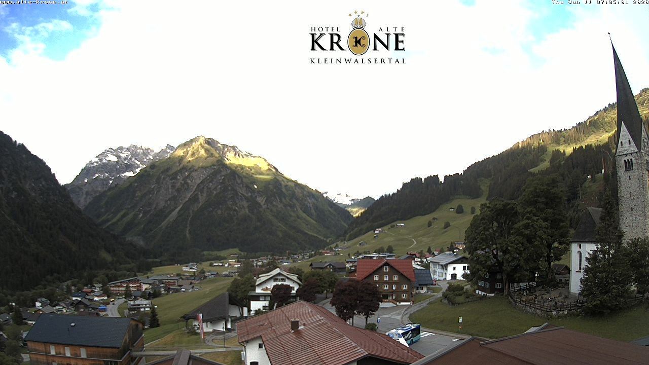 Archived image Webcam Mittelberg - Hotel "Alte Krone"