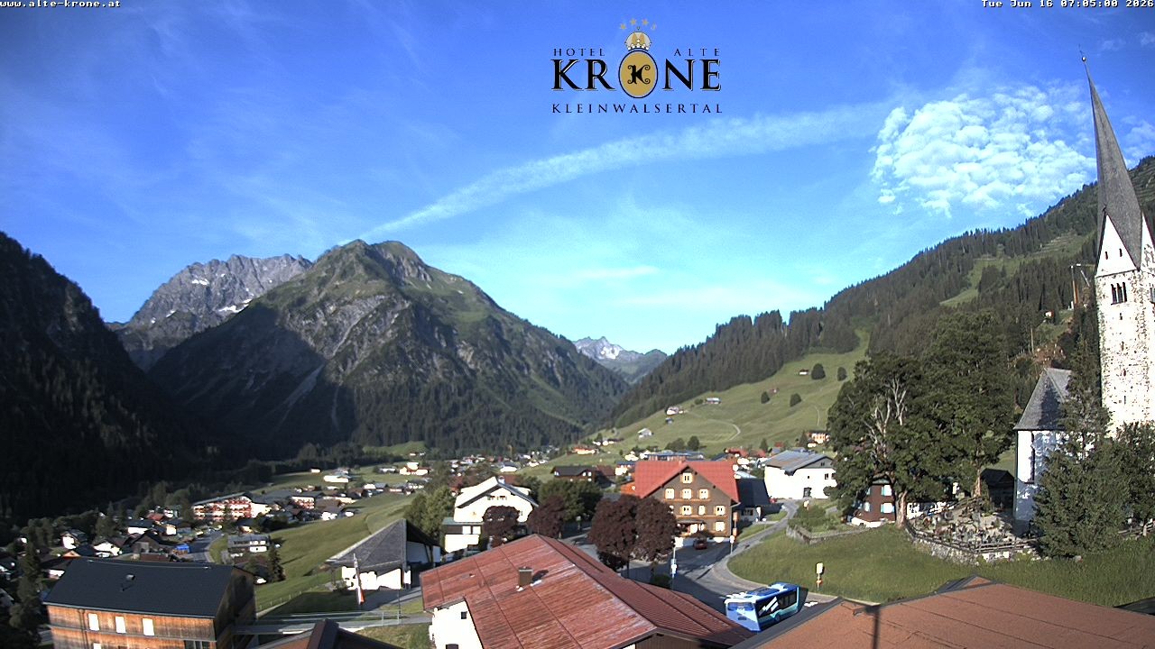 Archived image Webcam Mittelberg - Hotel "Alte Krone"