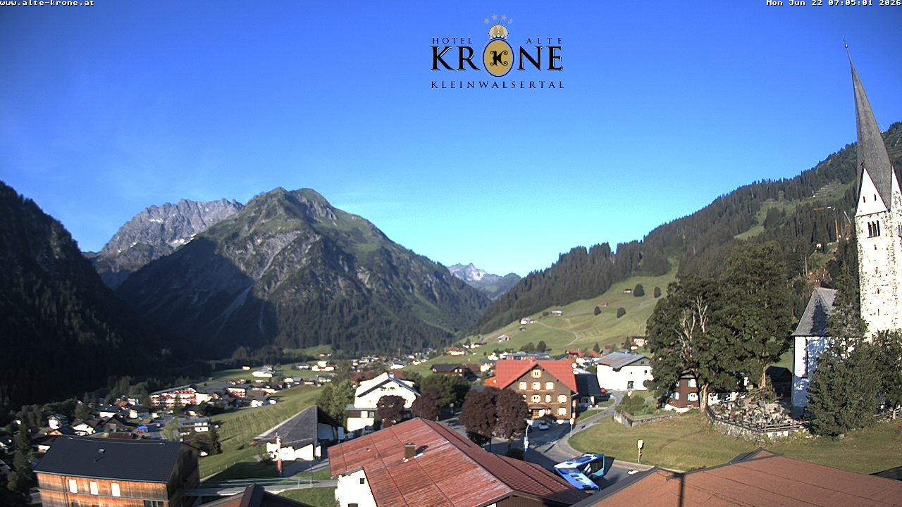 Archived image Webcam Mittelberg - Hotel "Alte Krone"