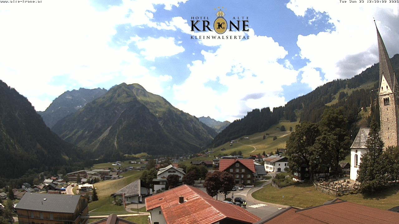 Archived image Webcam Mittelberg - Hotel "Alte Krone"