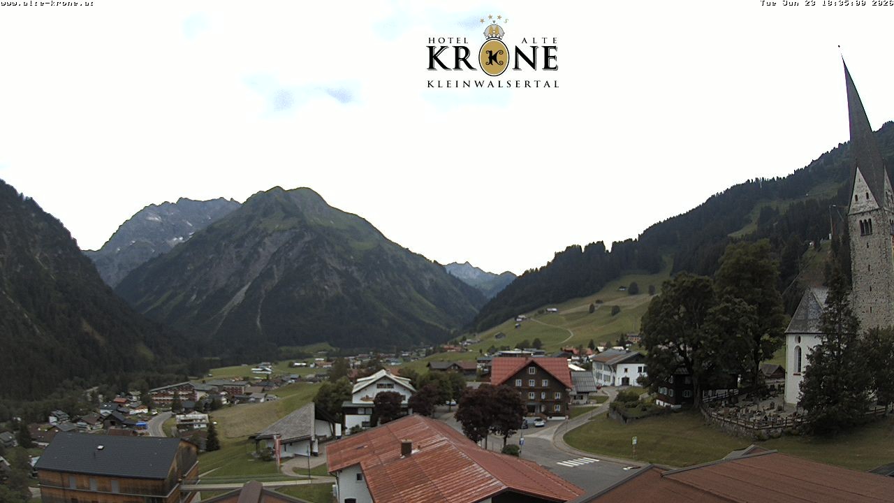Archived image Webcam Mittelberg - Hotel "Alte Krone"