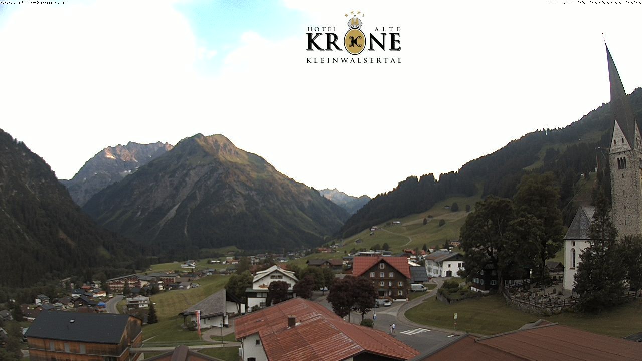 Archived image Webcam Mittelberg - Hotel "Alte Krone"