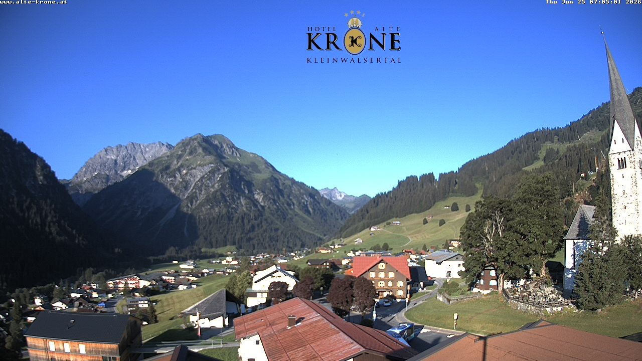 Archived image Webcam Mittelberg - Hotel "Alte Krone"