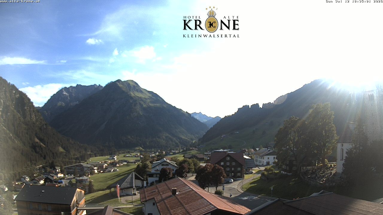 Archived image Webcam Mittelberg - Hotel "Alte Krone"