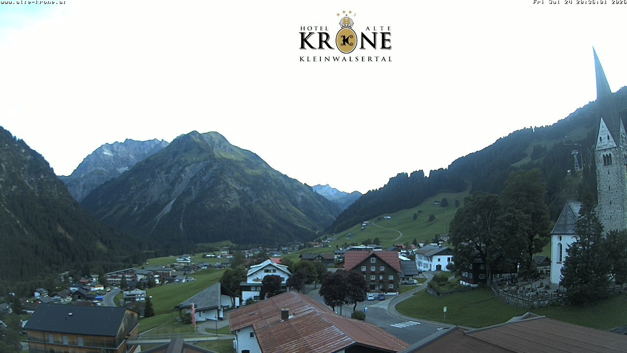 Archived image Webcam Mittelberg - Hotel "Alte Krone"
