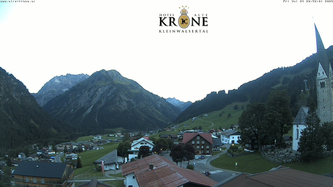 Archived image Webcam Mittelberg - Hotel "Alte Krone"