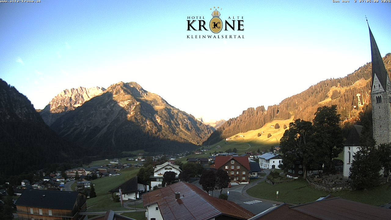 Archived image Webcam Mittelberg - Hotel "Alte Krone"