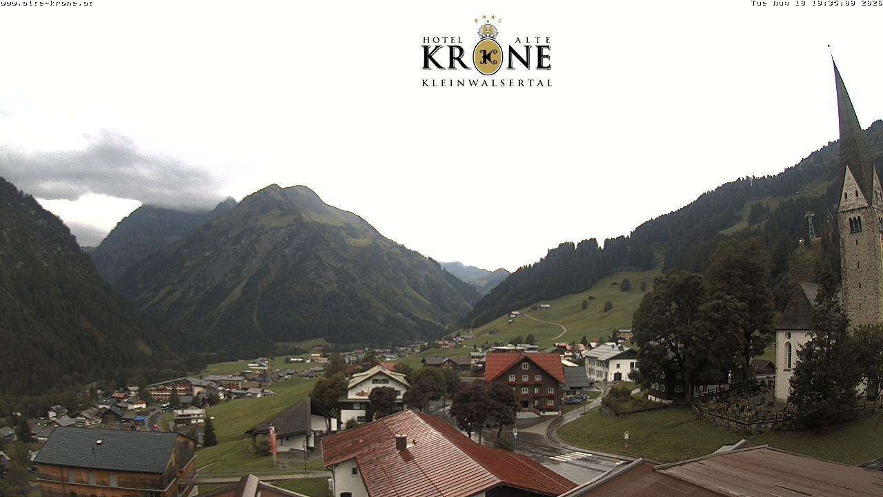Archived image Webcam Mittelberg - Hotel "Alte Krone"